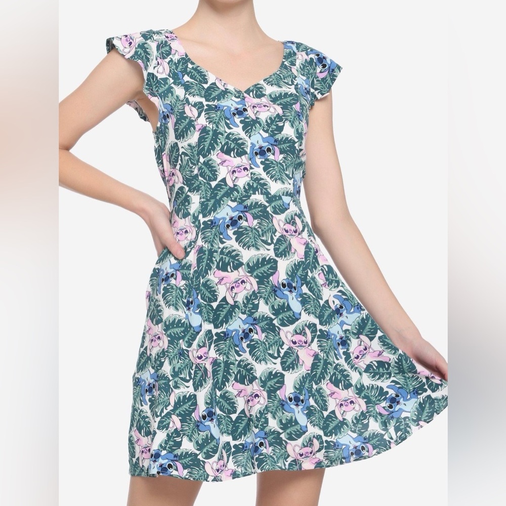 🌴💙 Disney Lilo & Stitch Tropical Dress – Size L 💙🌴
